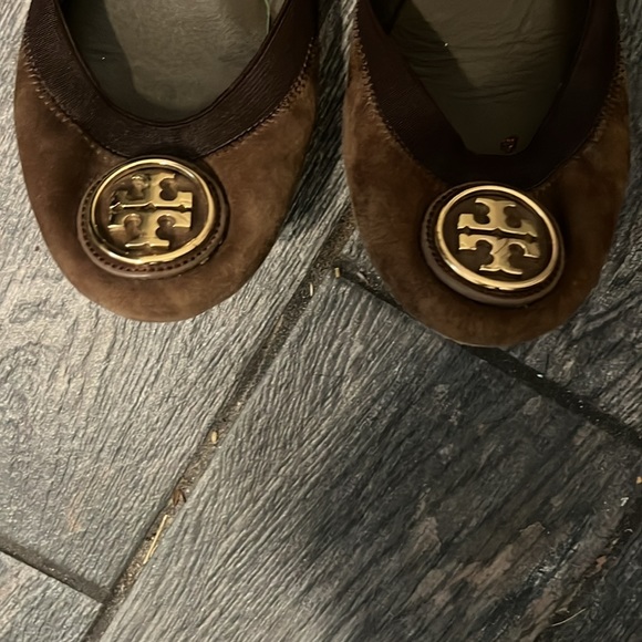TORY BURCH Caroline Elastic Ballerina Flats brown suede ballet shoes - Picture 4 of 4